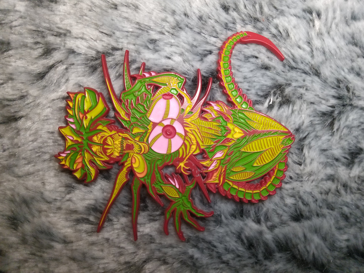 Xeno Queen v.2 Enamel Pin